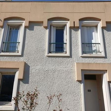 Maison De Ville 102M2 3 Chambres Montigny-le-Bretonneux Luaran gambar